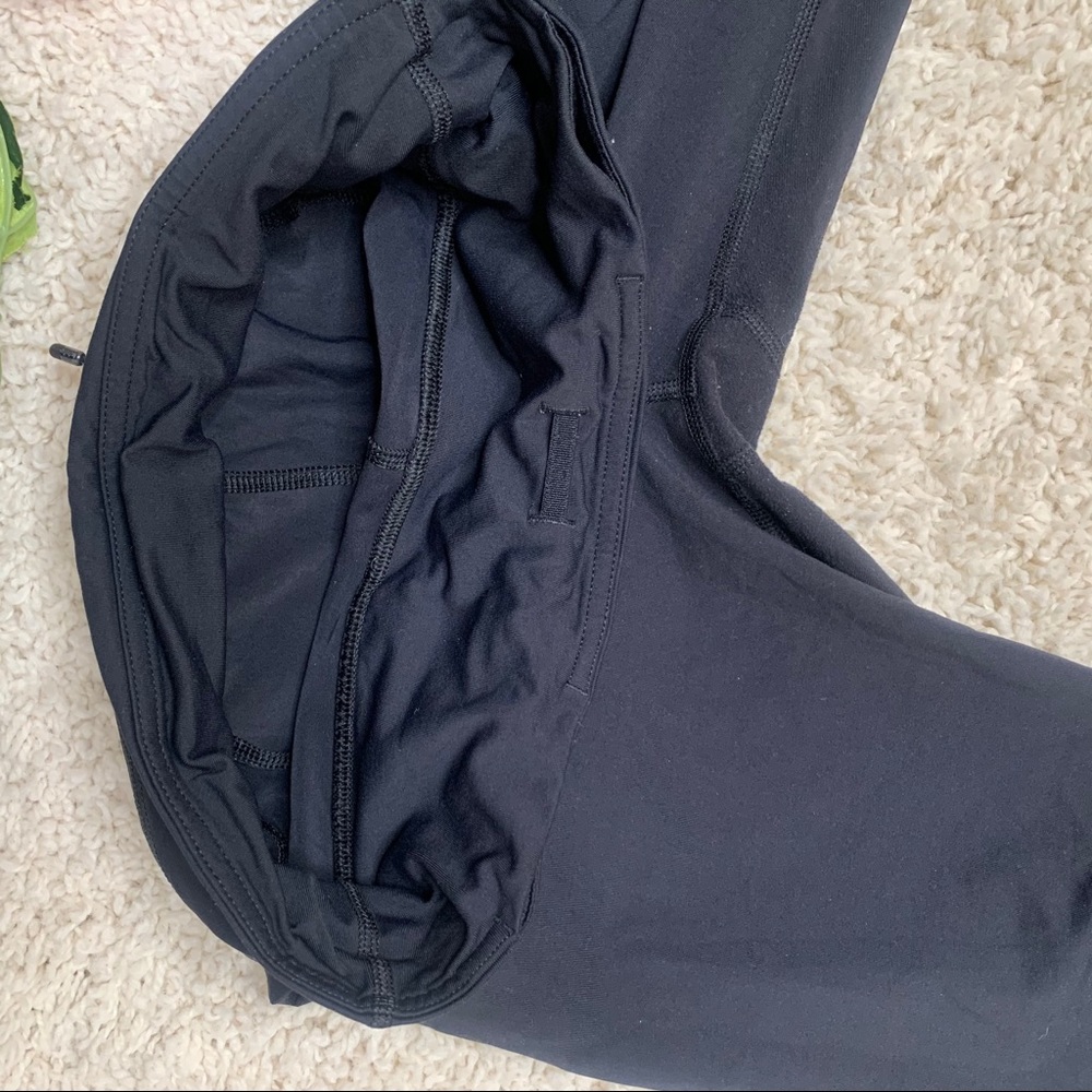Lululemon Inspire Crop II *Luxtreme 4 - Picture 4 of 16
